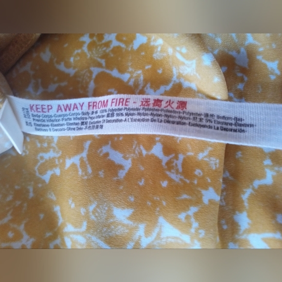 Free People All Tucks Bodysuit Blouse S - Picture 7 of 8